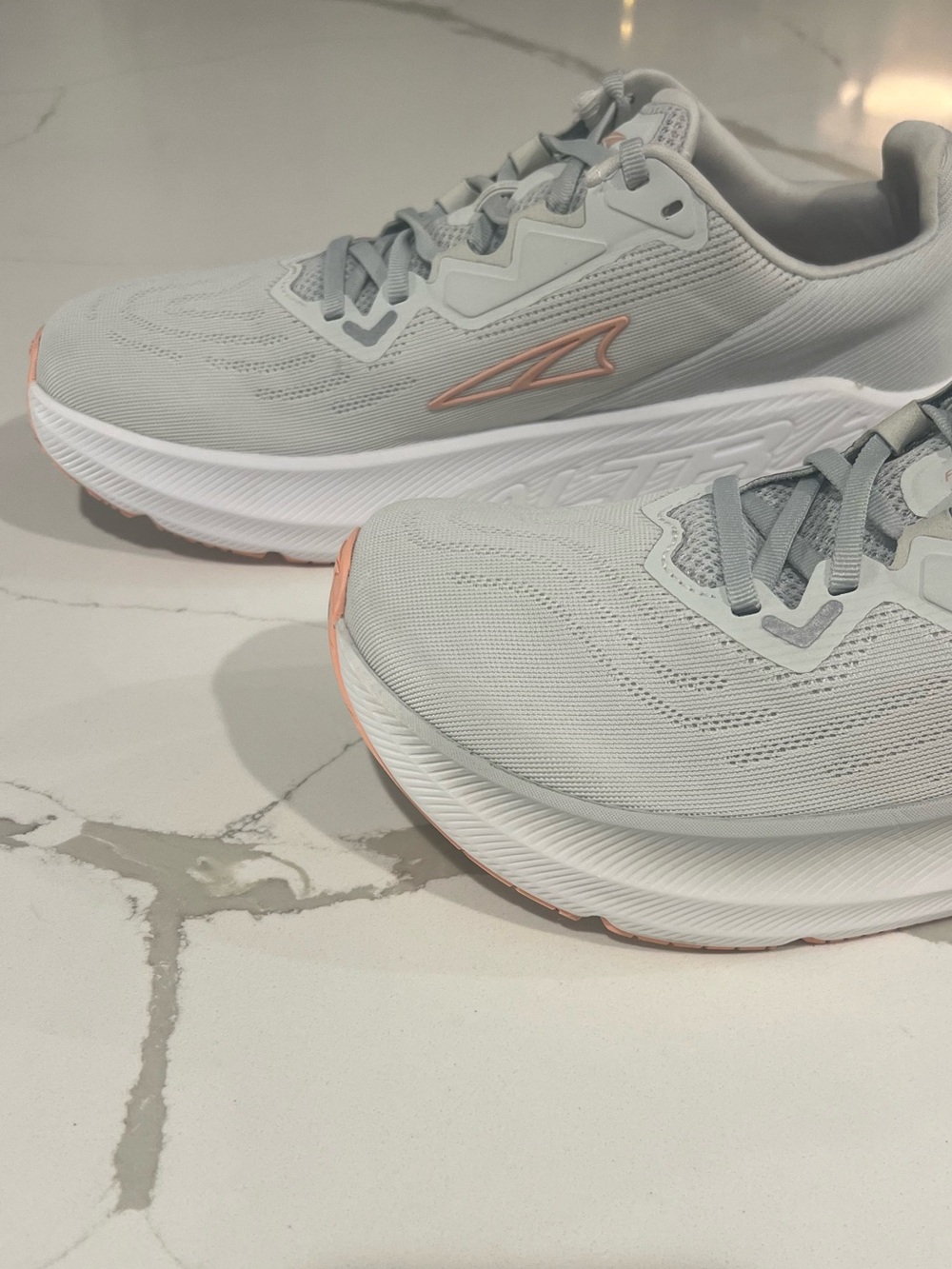 Altra FWD VIA Light Gray Road Running Sneakers Womens Sz 10.5 - Picture 9 of 16